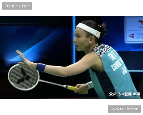 刷到戴资颖训练完的那条，场上小天后、家里像私人精品店，这反差看着怪扎心的